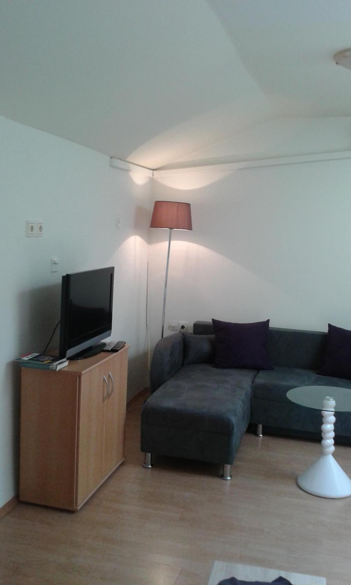 Studio On Main Pedestrian Street Apartment Pula Phòng bức ảnh
