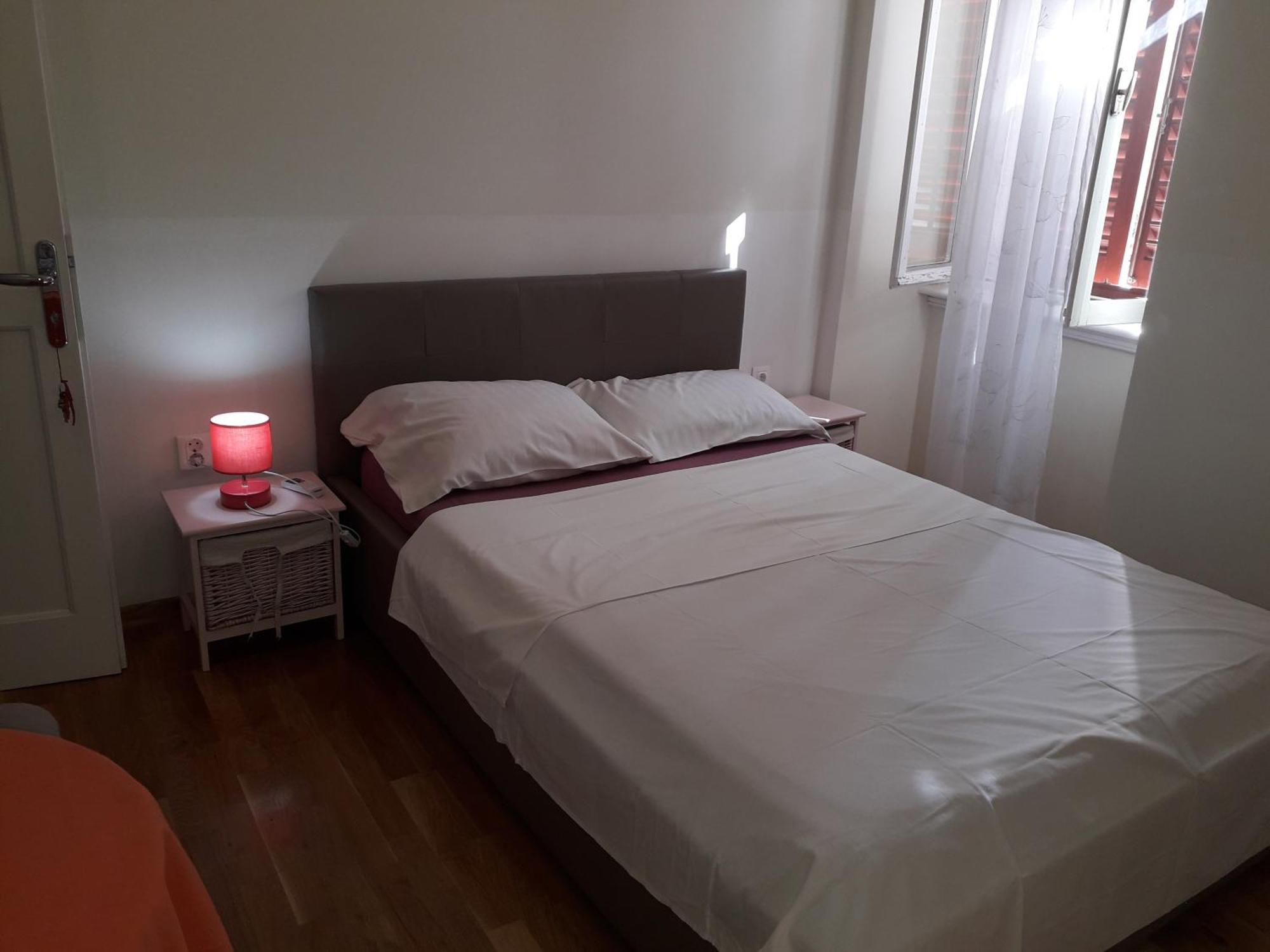 Studio On Main Pedestrian Street Apartment Pula Ngoại thất bức ảnh