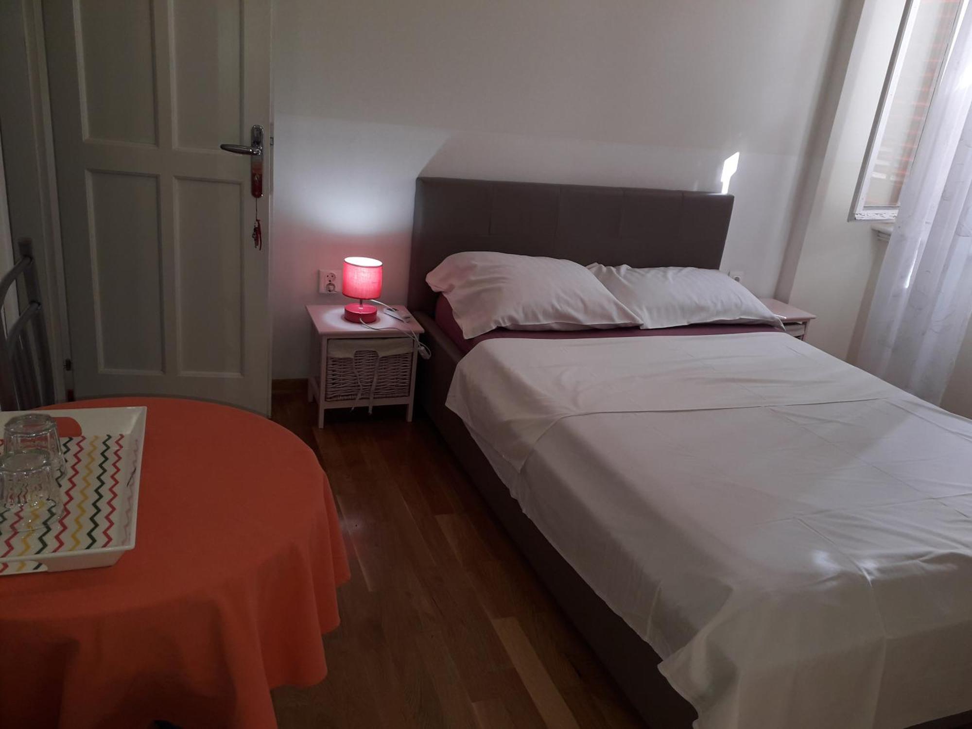 Studio On Main Pedestrian Street Apartment Pula Ngoại thất bức ảnh
